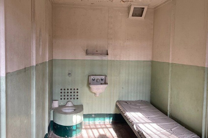 San Francisco Alcatraz App Guided Tour with Cruise and Jail House 2