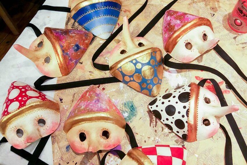 Mask-making workshop in the heart of Venice 3