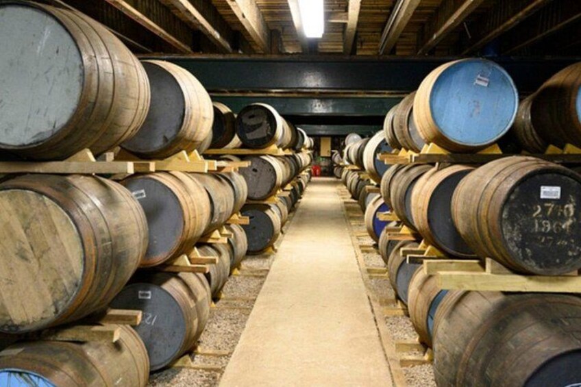 Whisky Distillery Tour Plus Tastings 2