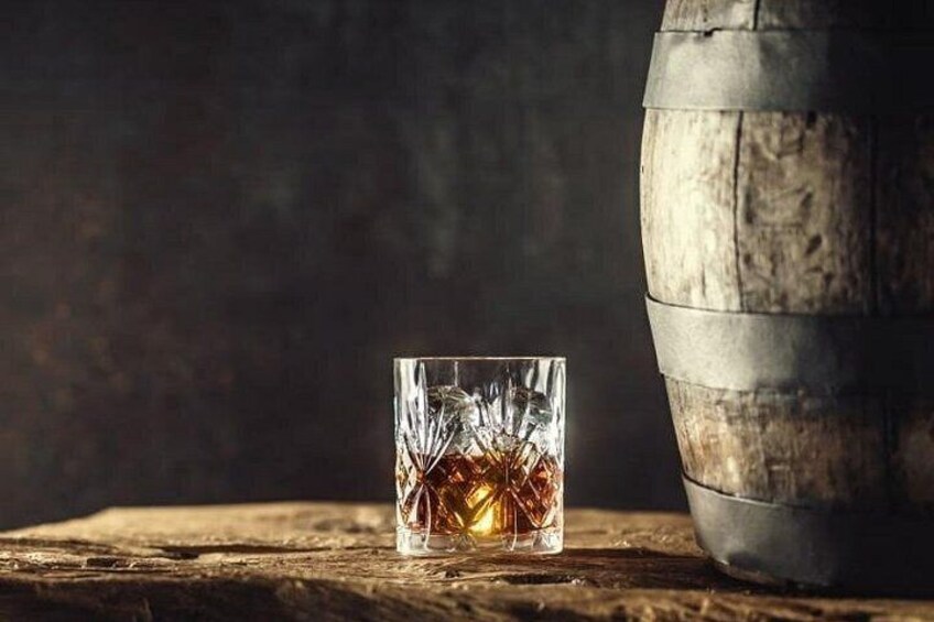 Whisky Distillery Tour Plus Tastings 4