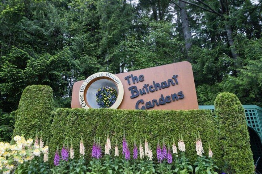 Experience Victoria and Butchart Gardens Premium Tour 2