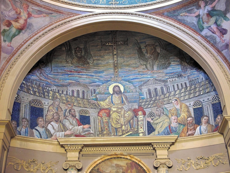 Rome: Early Christian Churches & Women Saints Private Tour. 4