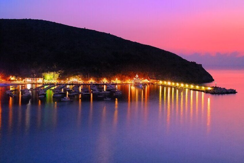 Sunset excursion with aperitif by boat 5