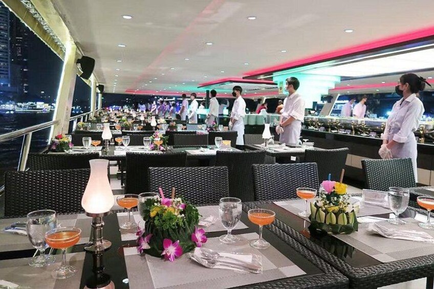 Chao Phraya Princess Sunset and Dinner Cruise 4