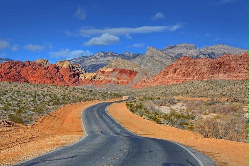 Self-Guided Polaris Slingshot Tour: Red Rock Canyon 2
