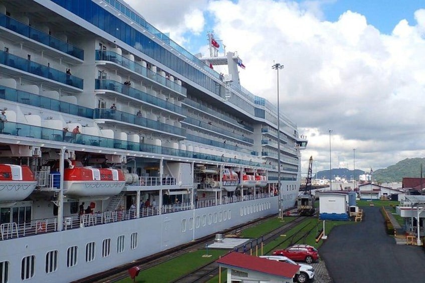 Panama Canal and Historic City Guided PRIVATE Tour 5