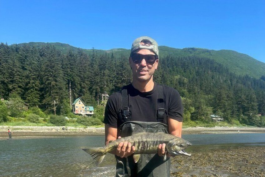Juneau Shore Fishing Shuttle and Gear 5