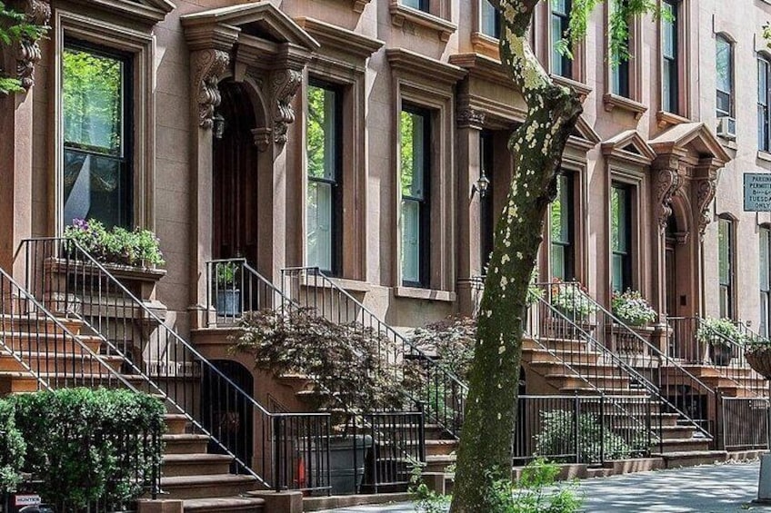 Splendor and Scandal in Brooklyn Heights: A Self Guided Tour 1