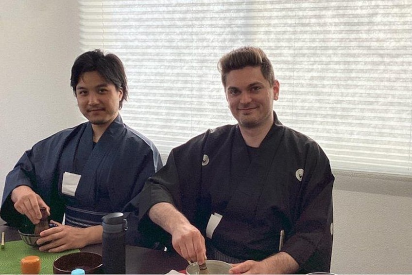 Hands-on matcha preparation using authentic tools. 5