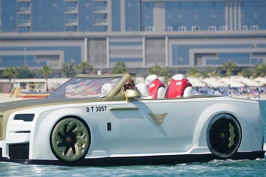Dubai Umm Suqeim Private Jet Car Ride Adventure 3