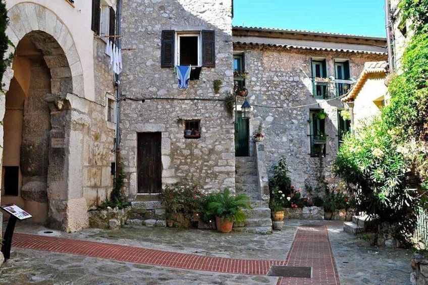 Discover: Turbie village,Menton,Monaco and Eze village,full day 3