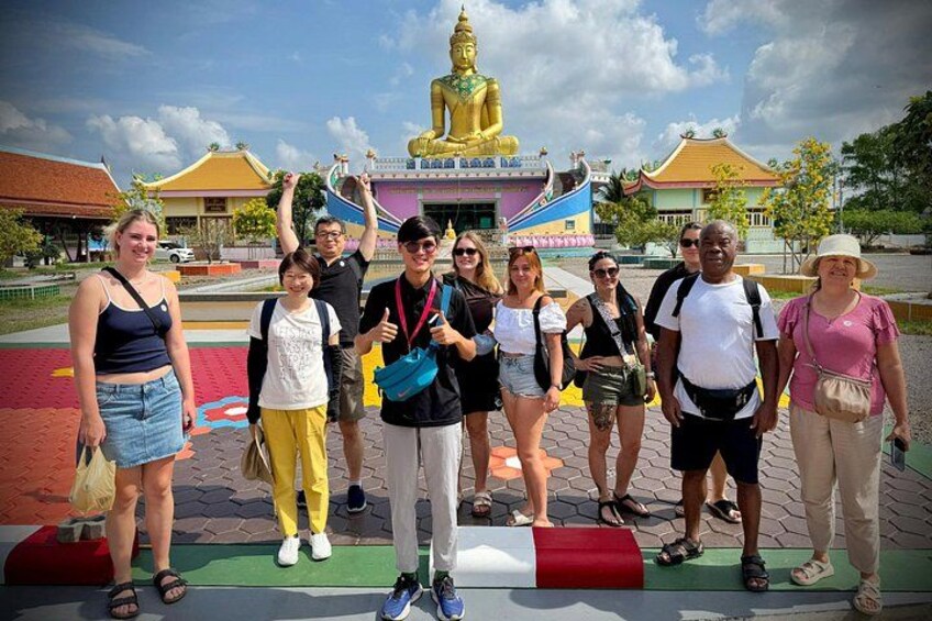 Bangkok: Floating Market and Train Market Experience 4