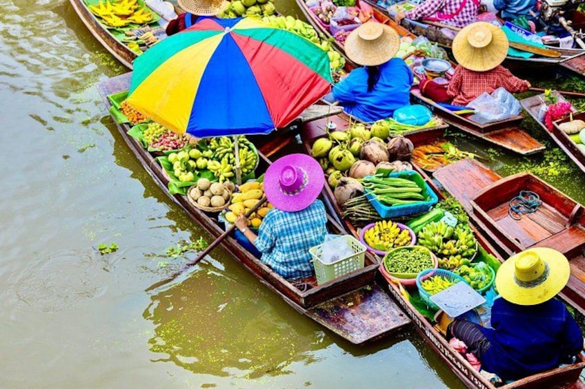 Bangkok: Floating Market and Train Market Experience 2