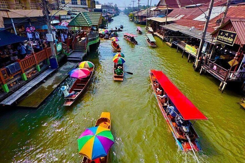 Bangkok: Floating Market and Train Market Experience 5