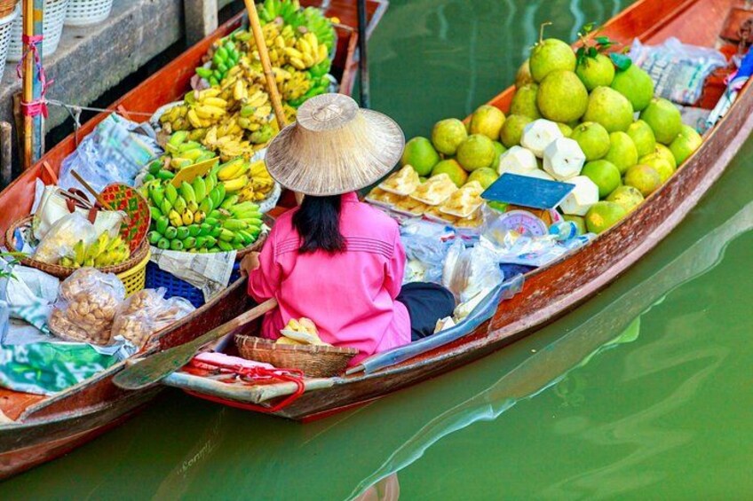 Bangkok: Floating Market and Train Market Experience 3