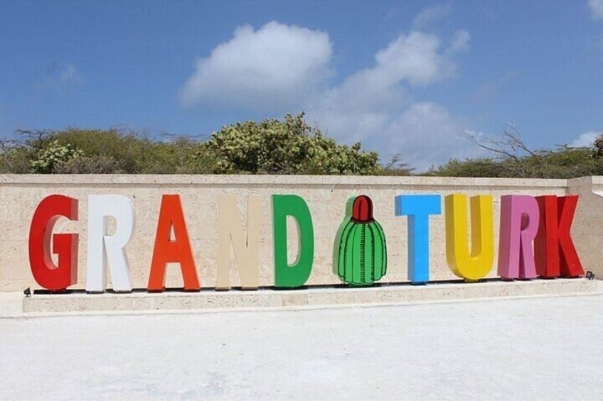 Grand Turk Island Tour w/ Beach Bar Island Lunch 4