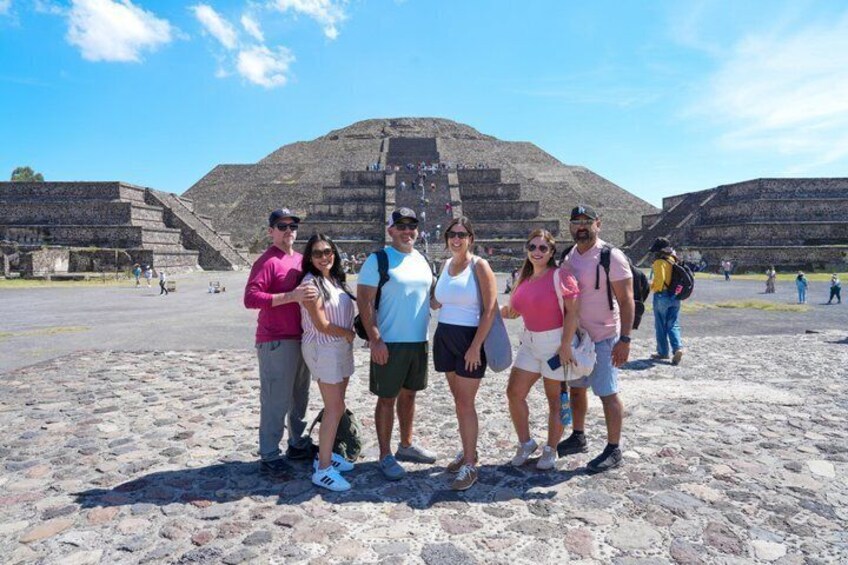 Private Tour: Mexico City to Pyramids/Basilica of Guadalupe. 2