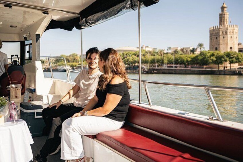 Romantic boat ride 1h (private) 4