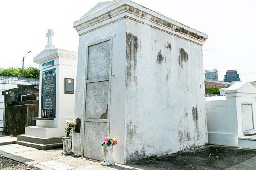 Immerse yourself in the mysterious life and death of the renowned Voodoo Queen, Marie Laveau. 2