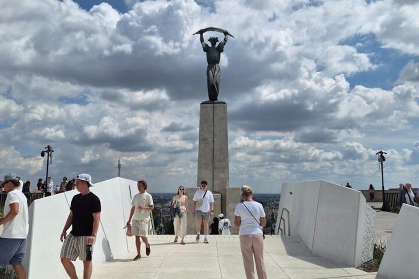 Budapest Gellert Hill Private Tour 3