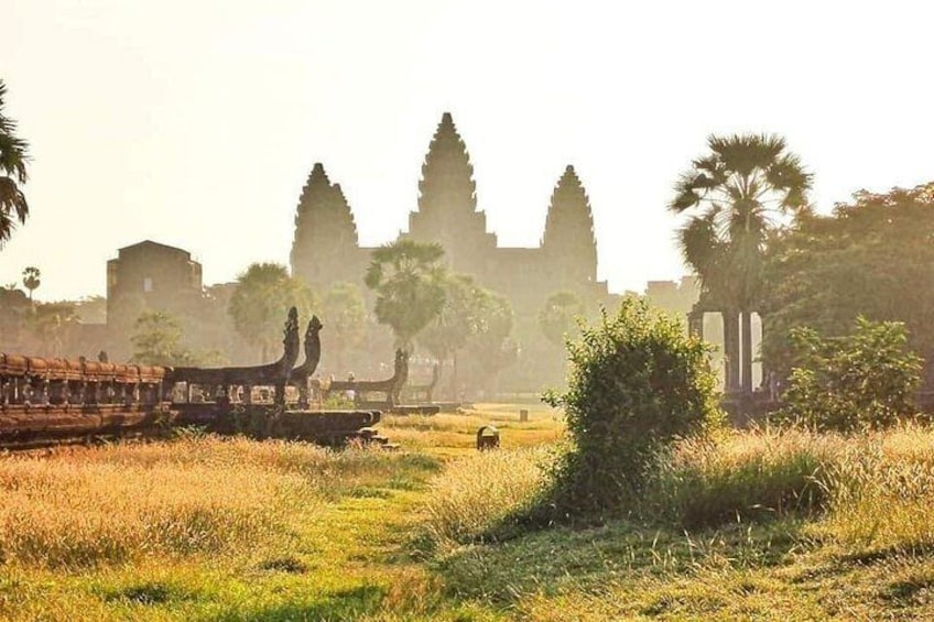 2-Day Angkor Wat & Siem Reap Tour from Pattaya, Thailand 5