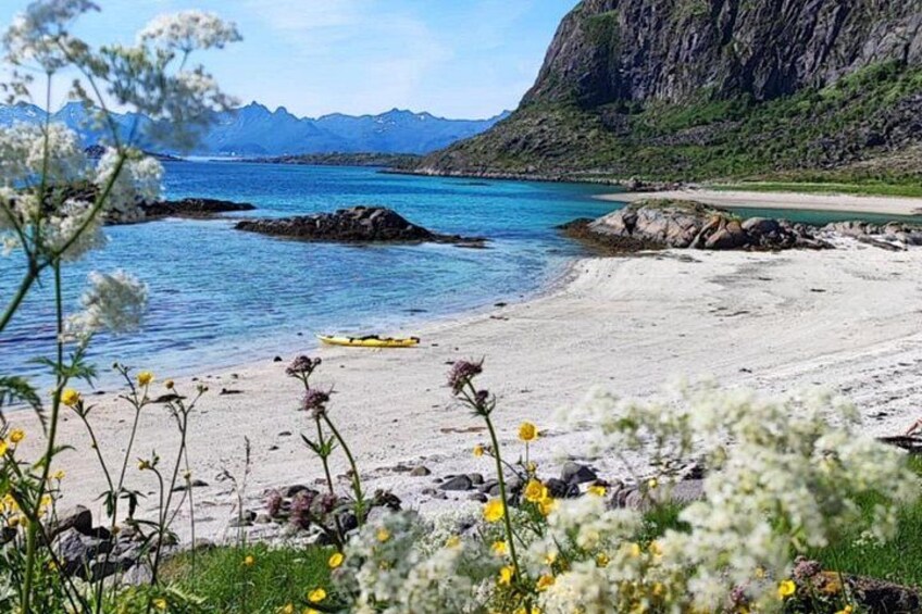 Sea Kayaking to LILLE MOLA Island 2