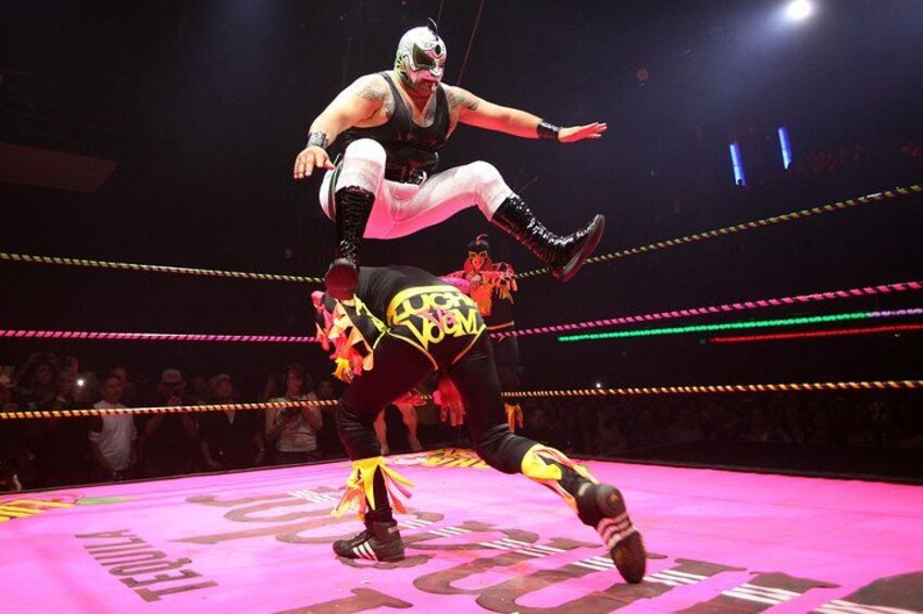 Lucha Libre Tickets & Tacos & Beer & Mezcal = BEST NIGHT EVER! 3