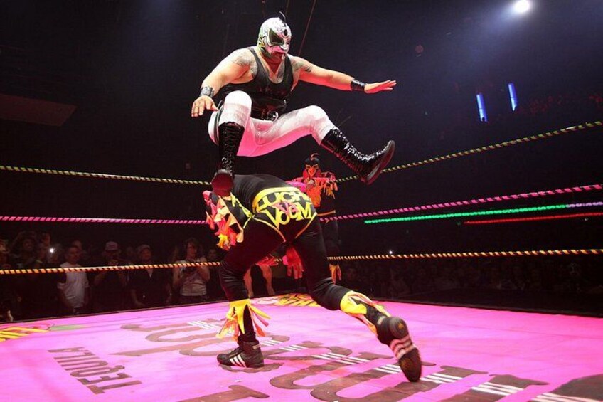 Lucha Libre Tickets & Tacos & Beer & Mezcal = BEST NIGHT EVER! 2