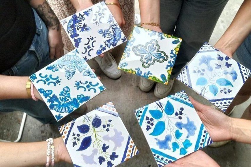 Downtown Porto Tile Painting Workshop with Porto Wine (Lapa) 2