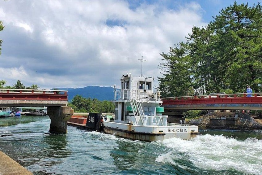 Amanohashidate & Ine Funaya Sightseeing Full Day Trip from Kyoto 4