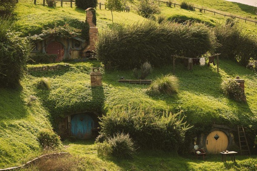 Hobbiton Movie Set Tour from Auckland – Private Ultra-Luxury 5