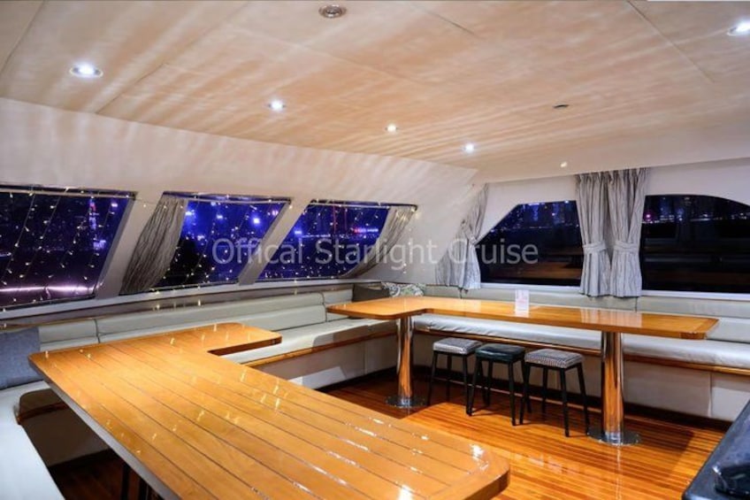 STARLIGHT: Victoria Harbour Night Yacht Tour 5