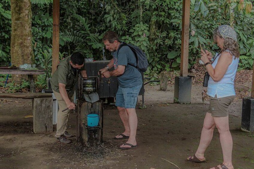 Coffee, Chocolate and Sugarcane Tour La Fortuna 3
