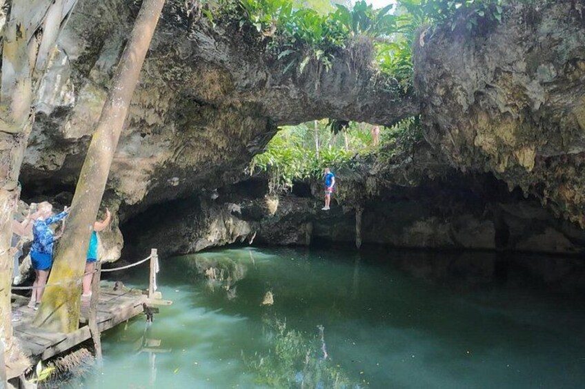 Jade Caverns 1