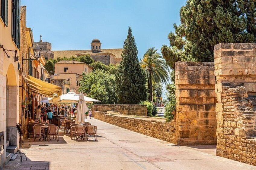 Alcudia old town (Sundays) 4
