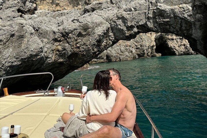 Private Golden Hour on the Amalfi Coast: A Scenic Boat Experience 4