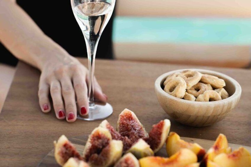 Luxury Gozzo Tour in Polignano a Mare 4