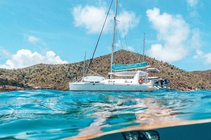 Jost Van Dyke - Sandy Spit & Soggy Dollar Sailing Tour in the BVI 4