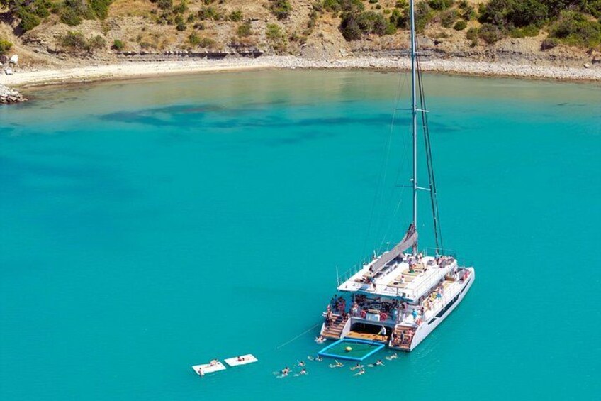 VIP Catamaran 4 hour Activity with Snorkeling in Bulgaria 5