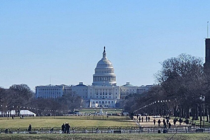 The United States Capitol building with a clear sky. 4