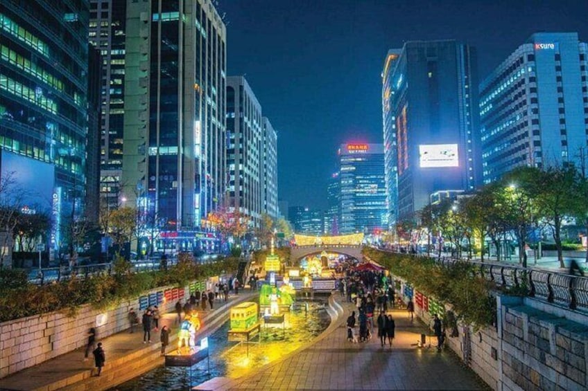 Seoul City Night View and Foodie Walking Tour 5