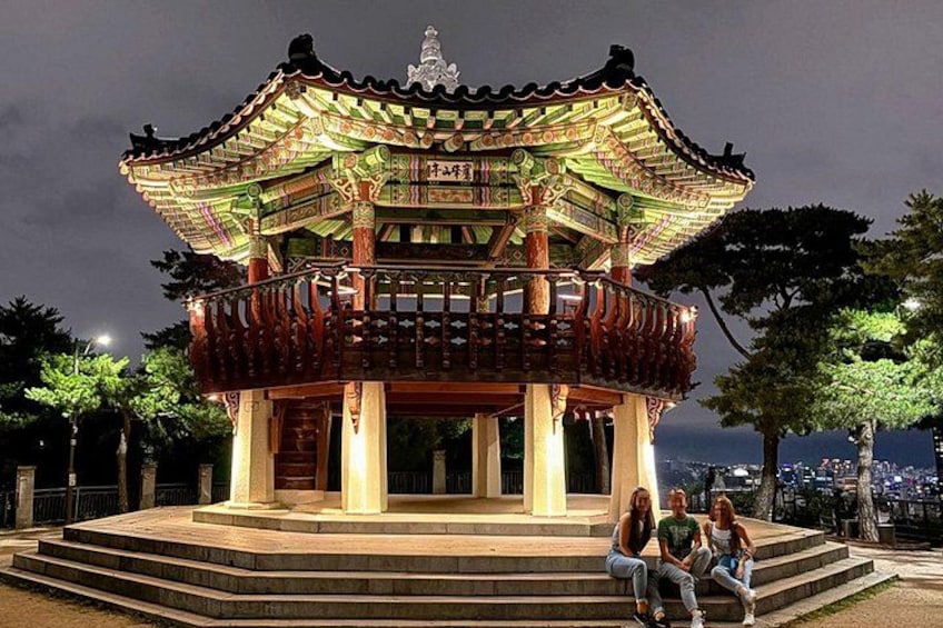 Seoul City Night View and Foodie Walking Tour 2
