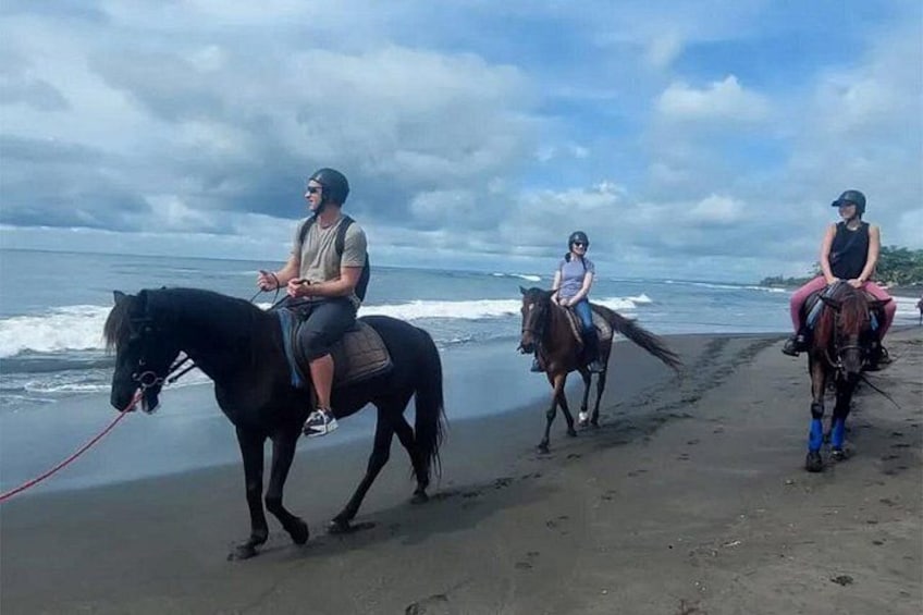 Horseback Riding on the Beach in Bali 2