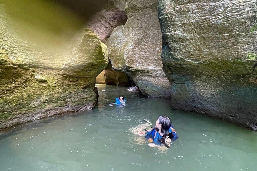 Canyon swims 3