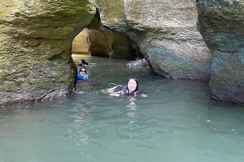 Swimming thru Canyons 4