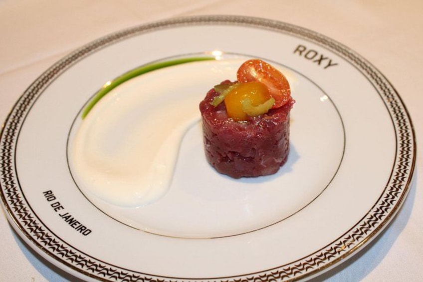 Roxy Dinner Show - Dinner & Show 2