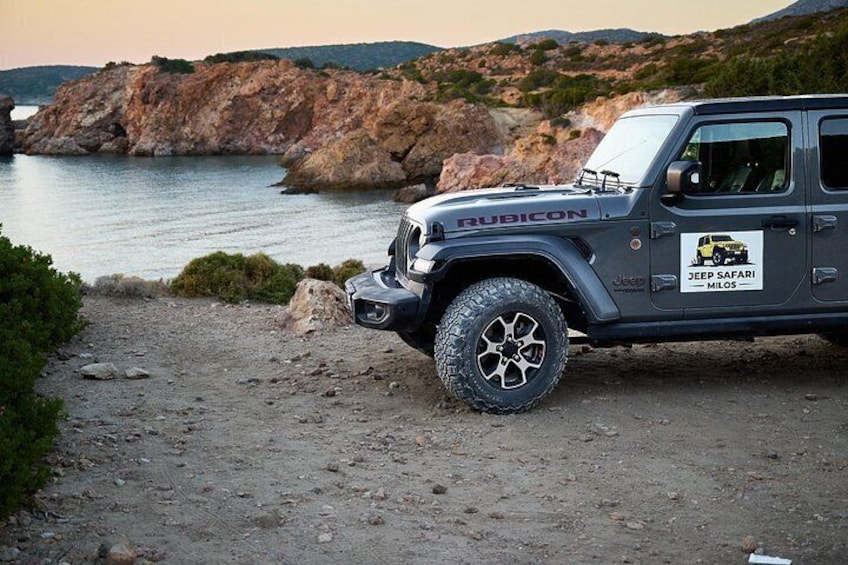 Milos Jeep Sunset Adventure: Off-Road & Hidden Hilltop Gems 5