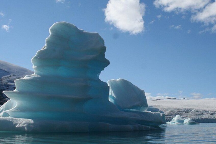 Glacier Hiking and kayaking Tour on Stygge 2