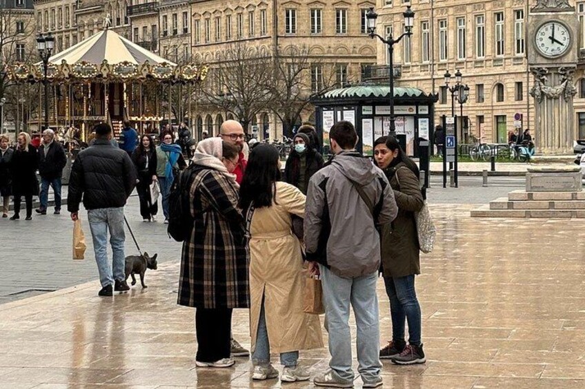 Bordeaux Small Group Guided Walking Tour 5