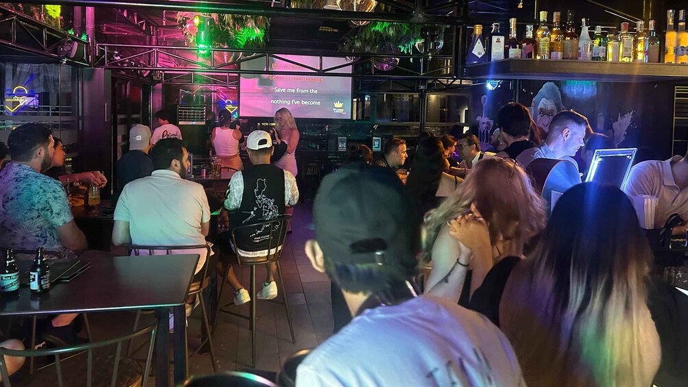 Picture 4 for Activity Makati Pub Crawl with Optional City Tour 2